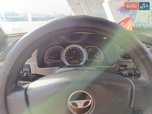 Белый Дэу Нексия, объемом двигателя 1.5 л и пробегом 256 тыс. км за 1500 $, фото 11 на Automoto.ua