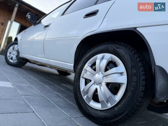 Белый Дэу Нексия, объемом двигателя 1.6 л и пробегом 150 тыс. км за 1650 $, фото 23 на Automoto.ua