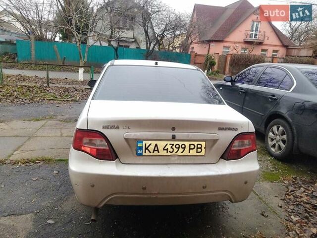 Білий Деу Нексія, об'ємом двигуна 1.6 л та пробігом 145 тис. км за 1700 $, фото 5 на Automoto.ua