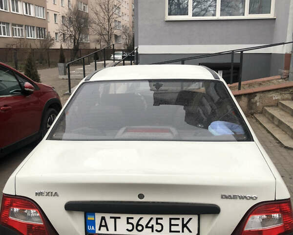 Білий Деу Нексія, об'ємом двигуна 1.5 л та пробігом 138 тис. км за 2700 $, фото 2 на Automoto.ua