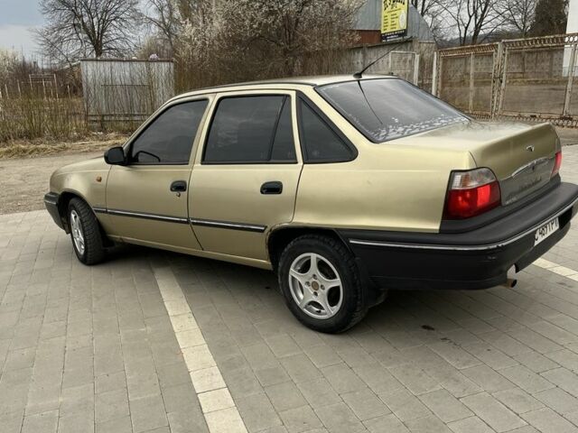 Бежевий Деу Нексія, об'ємом двигуна 1.5 л та пробігом 178 тис. км за 1500 $, фото 2 на Automoto.ua