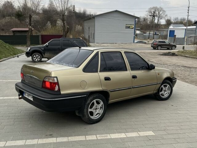 Бежевий Деу Нексія, об'ємом двигуна 1.5 л та пробігом 178 тис. км за 1500 $, фото 4 на Automoto.ua