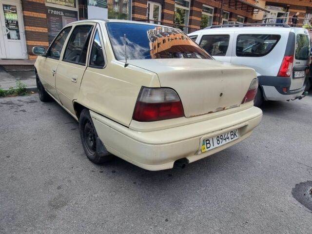 Бежевий Деу Нексія, об'ємом двигуна 1.5 л та пробігом 237 тис. км за 25000 $, фото 2 на Automoto.ua