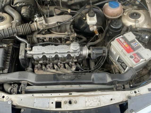 Бежевый Дэу Нексия, объемом двигателя 1.5 л и пробегом 250 тыс. км за 850 $, фото 4 на Automoto.ua