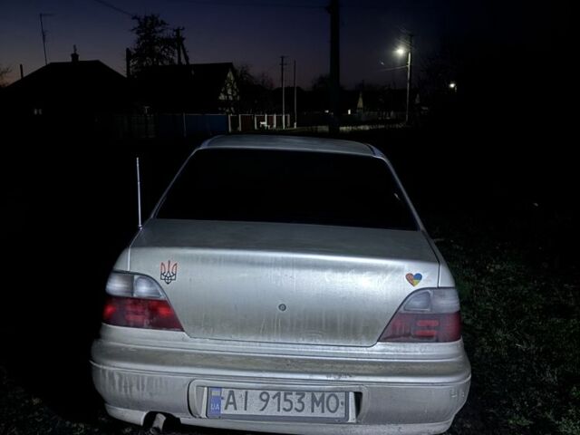 Бежевый Дэу Нексия, объемом двигателя 1.5 л и пробегом 498 тыс. км за 1420 $, фото 6 на Automoto.ua