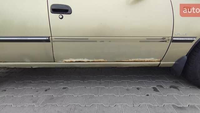 Бежевый Дэу Нексия, объемом двигателя 1.5 л и пробегом 230 тыс. км за 500 $, фото 6 на Automoto.ua