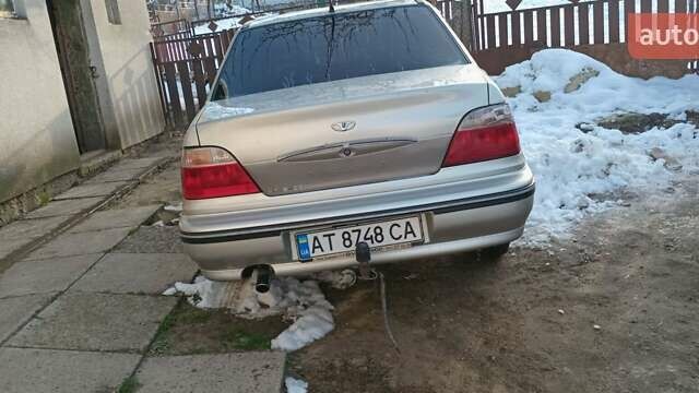 Бежевый Дэу Нексия, объемом двигателя 1.5 л и пробегом 260 тыс. км за 600 $, фото 3 на Automoto.ua