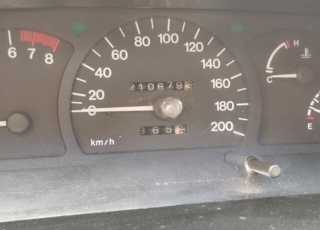 Бежевый Дэу Нексия, объемом двигателя 1.5 л и пробегом 230 тыс. км за 500 $, фото 11 на Automoto.ua