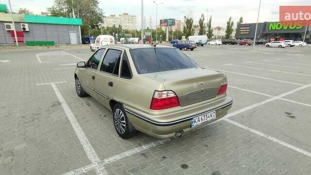 Бежевый Дэу Нексия, объемом двигателя 1.5 л и пробегом 230 тыс. км за 500 $, фото 11 на Automoto.ua