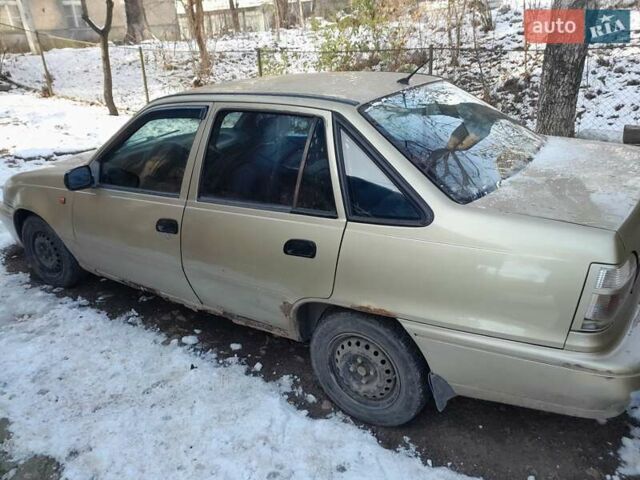 Бежевий Деу Нексія, об'ємом двигуна 1.5 л та пробігом 223 тис. км за 980 $, фото 5 на Automoto.ua