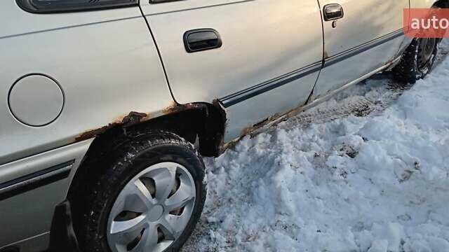 Бежевый Дэу Нексия, объемом двигателя 1.5 л и пробегом 260 тыс. км за 600 $, фото 6 на Automoto.ua