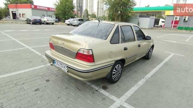 Бежевый Дэу Нексия, объемом двигателя 1.5 л и пробегом 230 тыс. км за 500 $, фото 8 на Automoto.ua