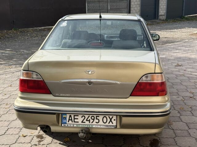 Деу Нексія 2006 у Дніпро (Дніпропетровську) на Automoto.ua Бежевий Деу Нексія, об'ємом двигуна 1.5 л та пробігом 186 тис. км за 1375 $, фото 5 на Automoto.ua