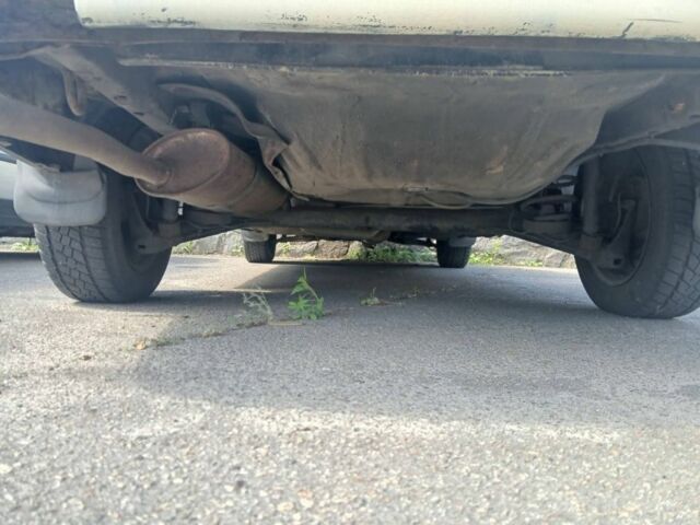 Бежевый Дэу Нексия, объемом двигателя 1.5 л и пробегом 222 тыс. км за 1495 $, фото 6 на Automoto.ua