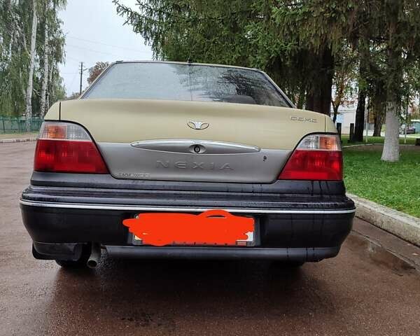 Бежевый Дэу Нексия, объемом двигателя 1.6 л и пробегом 88 тыс. км за 2600 $, фото 1 на Automoto.ua
