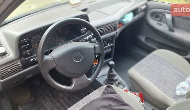 Деу Нексія 2007 у Нежине на Automoto.ua Бежевий Деу Нексія, об'ємом двигуна 1.5 л та пробігом 245 тис. км за 2499 $, фото 2 на Automoto.ua