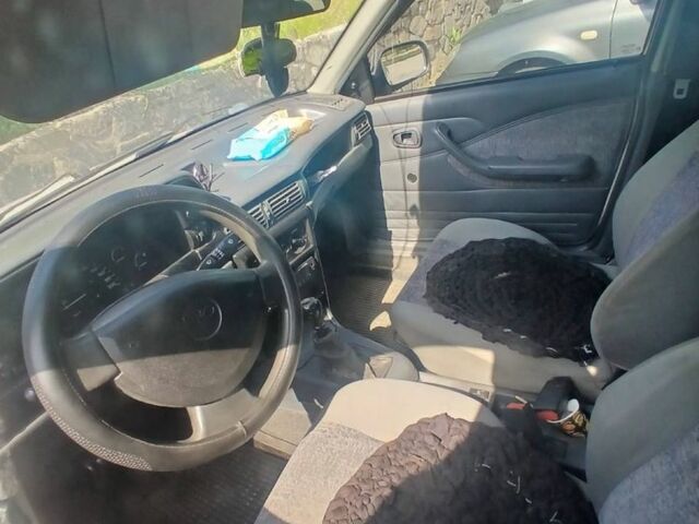 Бежевий Деу Нексія, об'ємом двигуна 1.5 л та пробігом 222 тис. км за 1602 $, фото 1 на Automoto.ua