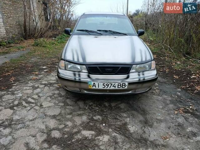 Бежевый Дэу Нексия, объемом двигателя 1.5 л и пробегом 277 тыс. км за 1000 $, фото 7 на Automoto.ua
