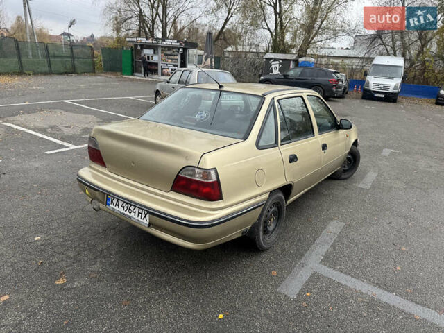 Бежевий Деу Нексія, об'ємом двигуна 1.5 л та пробігом 301 тис. км за 1800 $, фото 10 на Automoto.ua