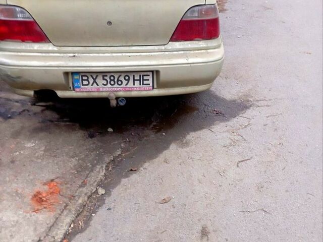 Бежевий Деу Нексія, об'ємом двигуна 1.5 л та пробігом 0 тис. км за 500 $, фото 2 на Automoto.ua