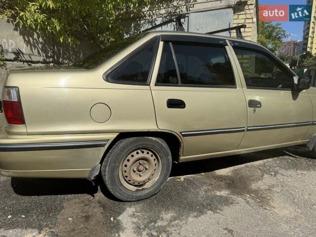 Бежевий Деу Нексія, об'ємом двигуна 1.5 л та пробігом 126 тис. км за 1700 $, фото 6 на Automoto.ua