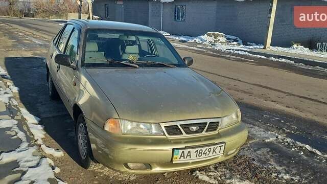 Бежевый Дэу Нексия, объемом двигателя 1.5 л и пробегом 230 тыс. км за 1299 $, фото 17 на Automoto.ua