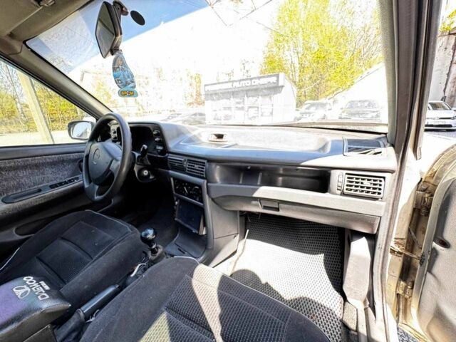 Деу Нексія 2007 у Дніпро (Дніпропетровську) на Automoto.ua Бежевий Деу Нексія, об'ємом двигуна 1.5 л та пробігом 191 тис. км за 1900 $, фото 10 на Automoto.ua