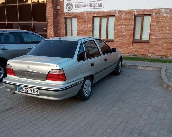 Бежевый Дэу Нексия, объемом двигателя 1.6 л и пробегом 70 тыс. км за 2700 $, фото 2 на Automoto.ua