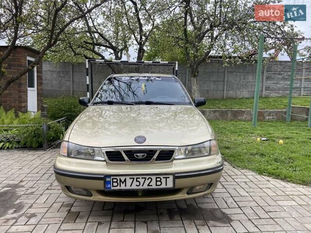 Бежевый Дэу Нексия, объемом двигателя 0 л и пробегом 82 тыс. км за 2000 $, фото 3 на Automoto.ua