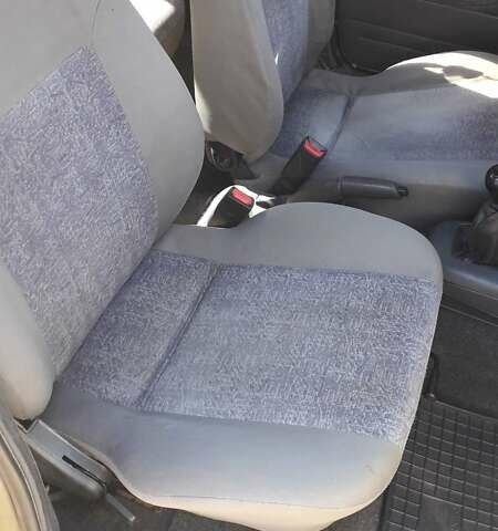 Бежевий Деу Нексія, об'ємом двигуна 1.5 л та пробігом 210 тис. км за 1600 $, фото 6 на Automoto.ua