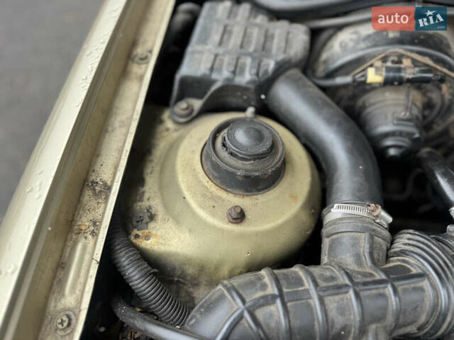 Бежевий Деу Нексія, об'ємом двигуна 1.5 л та пробігом 301 тис. км за 1800 $, фото 13 на Automoto.ua