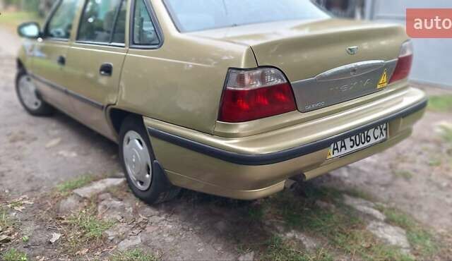 Деу Нексія 2007 у Нежине на Automoto.ua Бежевий Деу Нексія, об'ємом двигуна 1.5 л та пробігом 245 тис. км за 2499 $, фото 6 на Automoto.ua