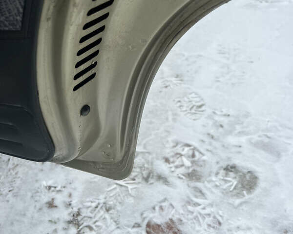 Бежевий Деу Нексія, об'ємом двигуна 1.5 л та пробігом 130 тис. км за 2100 $, фото 12 на Automoto.ua