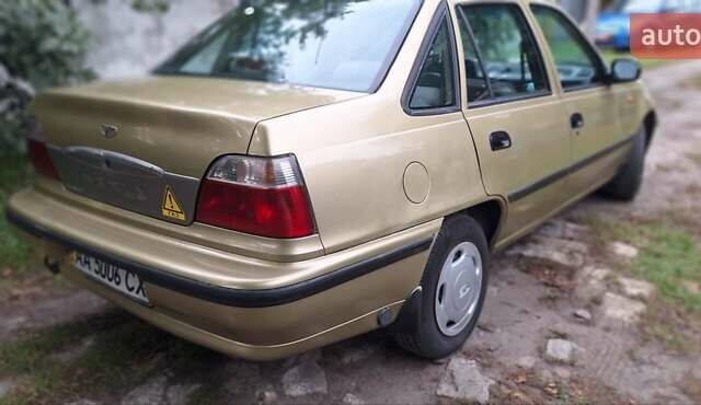 Деу Нексія 2007 у Нежине на Automoto.ua Бежевий Деу Нексія, об'ємом двигуна 1.5 л та пробігом 245 тис. км за 2499 $, фото 4 на Automoto.ua