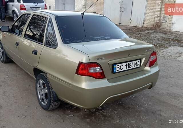 Бежевый Дэу Нексия, объемом двигателя 1.5 л и пробегом 76 тыс. км за 2450 $, фото 22 на Automoto.ua