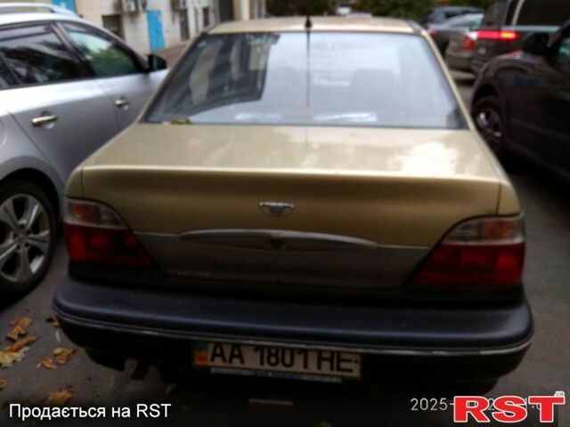 Бежевий Деу Нексія, об'ємом двигуна 1.5 л та пробігом 117 тис. км за 1655 $, фото 2 на Automoto.ua