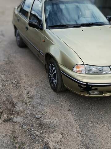 Бежевий Деу Нексія, об'ємом двигуна 1.5 л та пробігом 31 тис. км за 3300 $, фото 2 на Automoto.ua