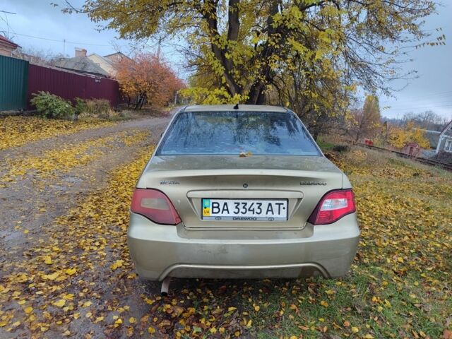 Бежевий Деу Нексія, об'ємом двигуна 1.5 л та пробігом 88 тис. км за 1200 $, фото 4 на Automoto.ua