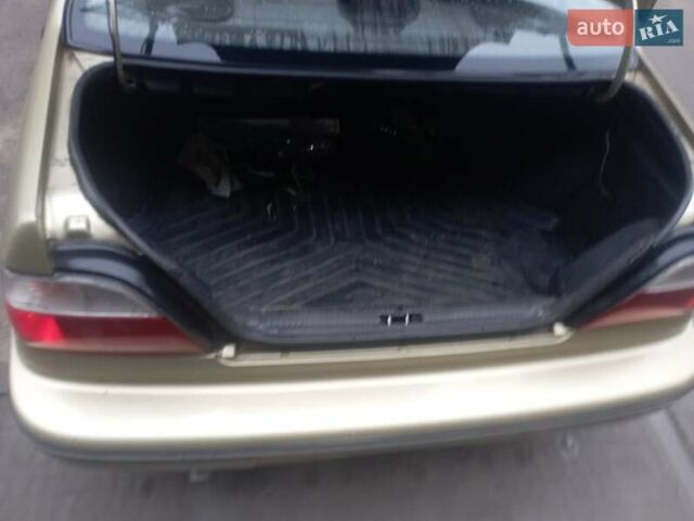 Бежевый Дэу Нексия, объемом двигателя 1.5 л и пробегом 162 тыс. км за 1600 $, фото 7 на Automoto.ua