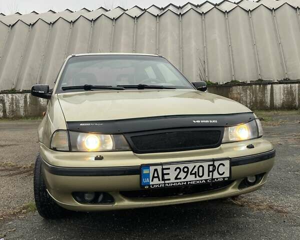 Бежевый Дэу Нексия, объемом двигателя 1.5 л и пробегом 183 тыс. км за 3000 $, фото 11 на Automoto.ua