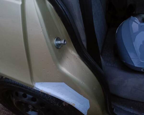 Дэу Нексия 2008 в Киеве на Automoto.ua Бежевый Дэу Нексия, объемом двигателя 1.5 л и пробегом 165 тыс. км за 1200 $, фото 2 на Automoto.ua