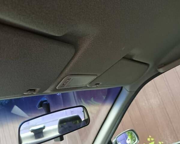 Бежевий Деу Нексія, об'ємом двигуна 1.5 л та пробігом 128 тис. км за 2900 $, фото 14 на Automoto.ua