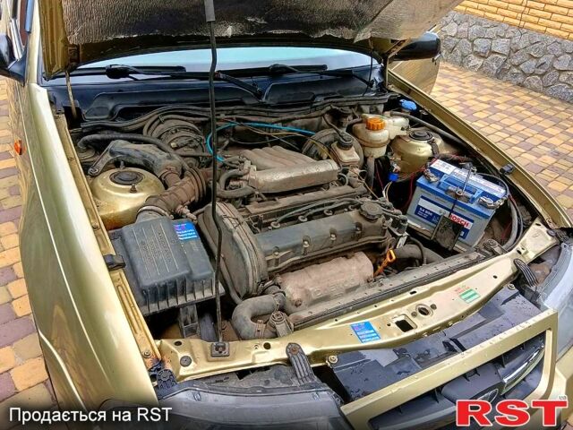 Бежевый Дэу Нексия, объемом двигателя 1.5 л и пробегом 111 тыс. км за 2600 $, фото 2 на Automoto.ua