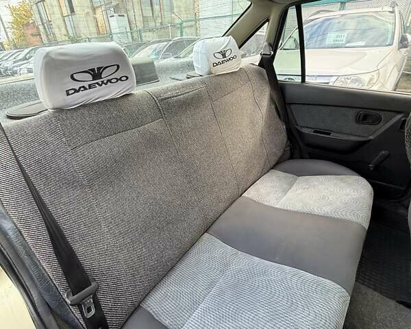 Бежевый Дэу Нексия, объемом двигателя 0 л и пробегом 111 тыс. км за 2600 $, фото 19 на Automoto.ua