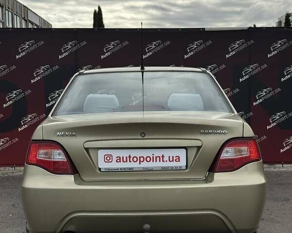 Бежевый Дэу Нексия, объемом двигателя 0 л и пробегом 111 тыс. км за 2600 $, фото 9 на Automoto.ua