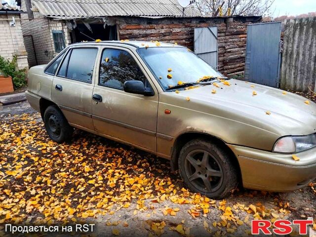 Бежевый Дэу Нексия, объемом двигателя 1.5 л и пробегом 0 тыс. км за 1100 $, фото 6 на Automoto.ua