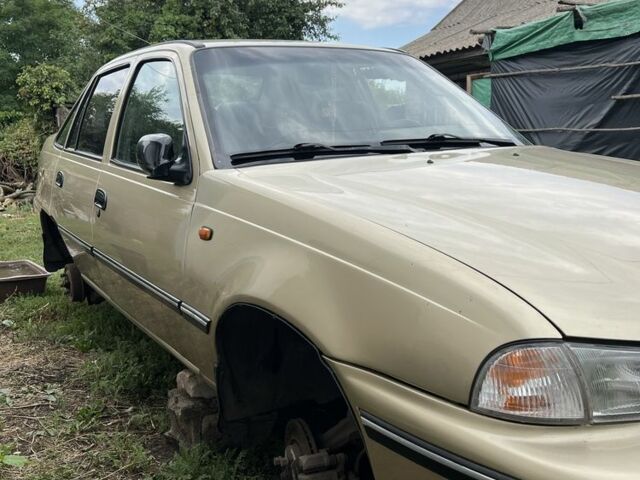 Бежевий Деу Нексія, об'ємом двигуна 1.6 л та пробігом 270 тис. км за 21000 $, фото 4 на Automoto.ua