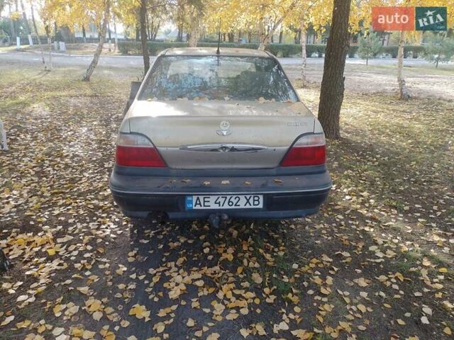 Бежевий Деу Нексія, об'ємом двигуна 1.6 л та пробігом 202 тис. км за 2800 $, фото 2 на Automoto.ua