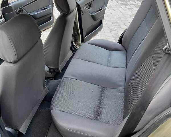Бежевий Деу Нексія, об'ємом двигуна 1.6 л та пробігом 278 тис. км за 1700 $, фото 5 на Automoto.ua