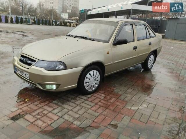 Бежевый Дэу Нексия, объемом двигателя 1.6 л и пробегом 166 тыс. км за 1999 $, фото 6 на Automoto.ua
